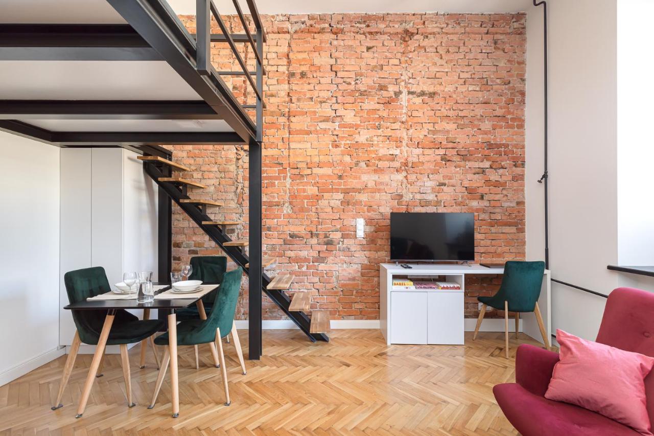 Stylowe Studio Z Antresola Warszawa Exterior foto